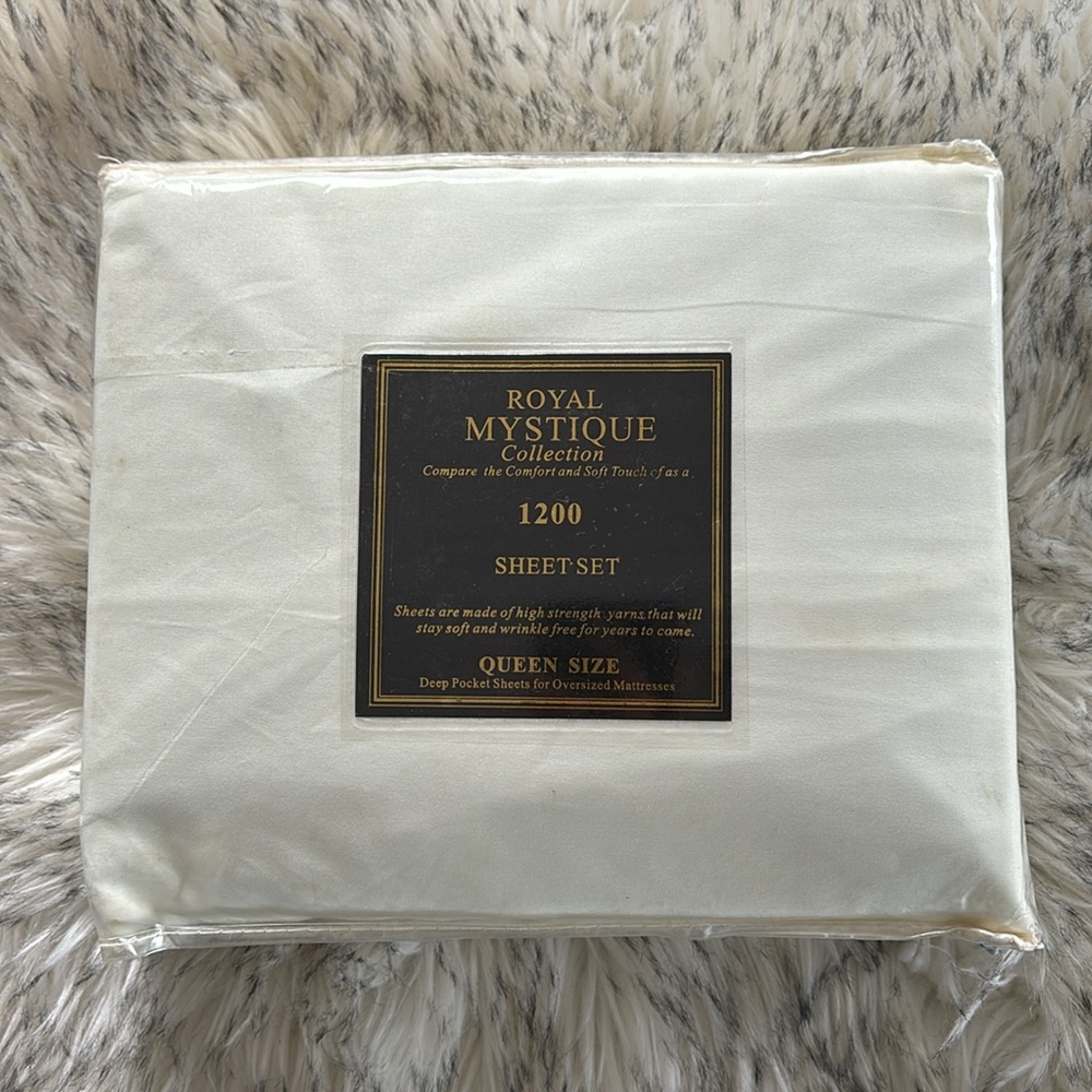 ✨2/$80✨ NWT Royal Mystique Collection 1200 QUEEN SIZE Bed Set